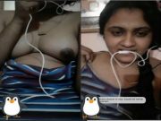 Cute Desi Girl Shows her Boobs and Pussy