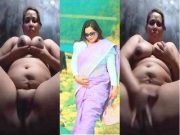 Horny Desi Bhabhi Shows Boobs and Fingering