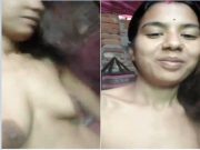 Sexy Bhabhi Shows Her Boobs and Pussy